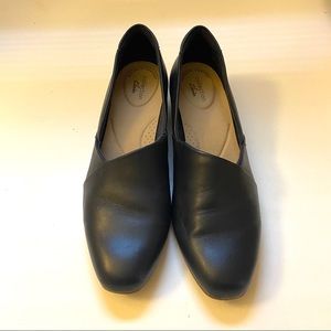 Clarks England Juliet Palm Booties Leather 1”